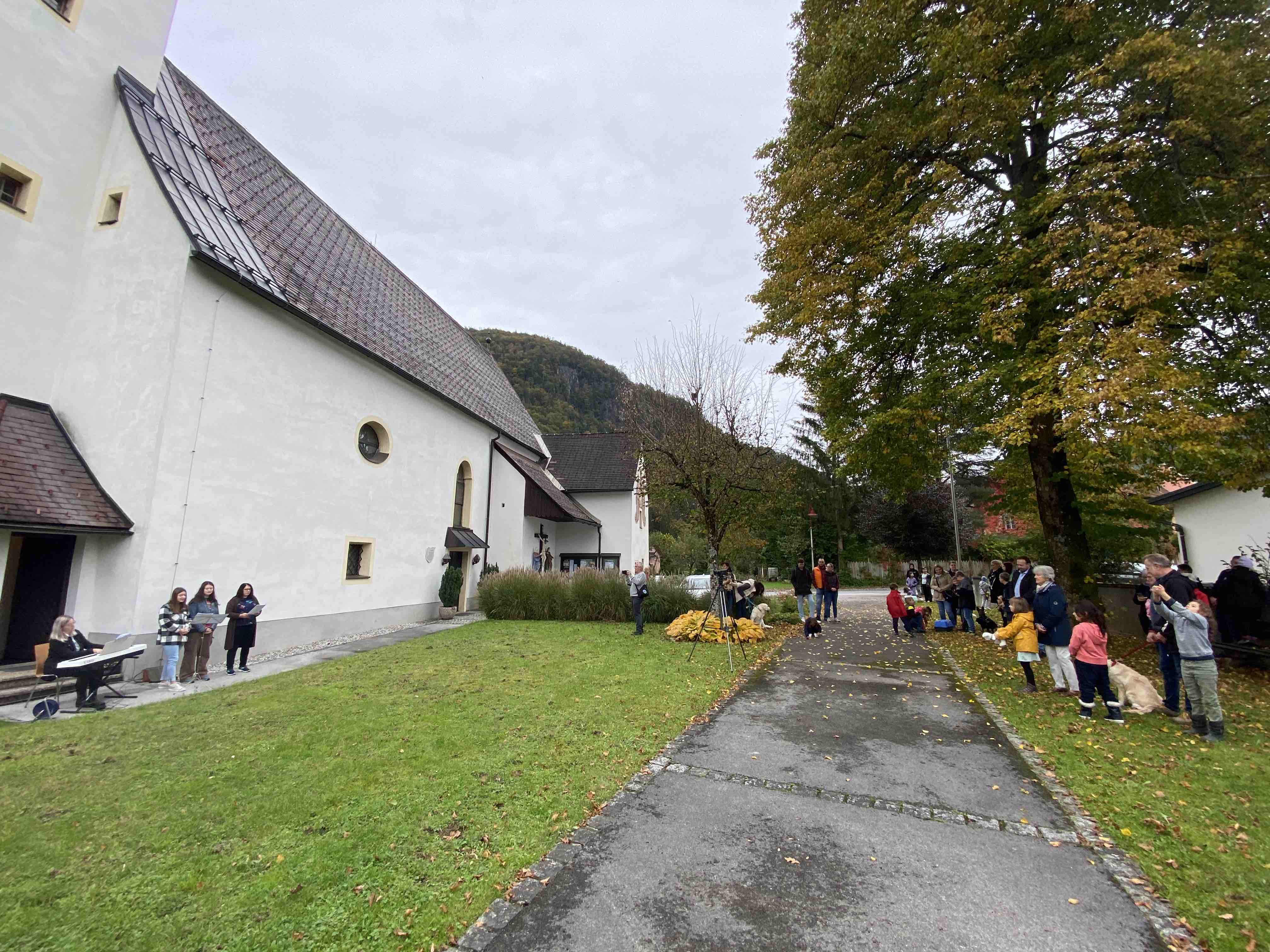 Tiersegnung in Altenmarkt  / Ulrich Diel