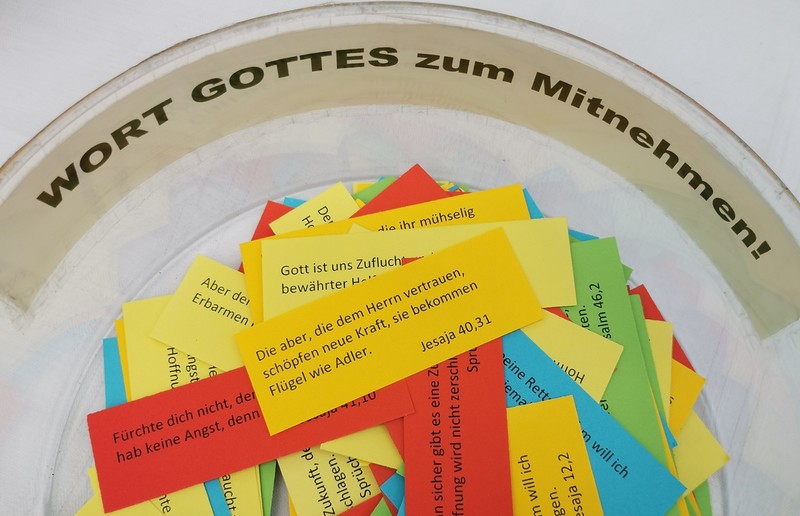 Das Wort Gottes zum Mitnehmen beim Kircheneck