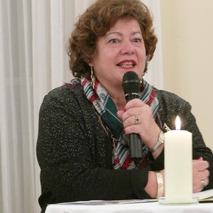 Nicola W.