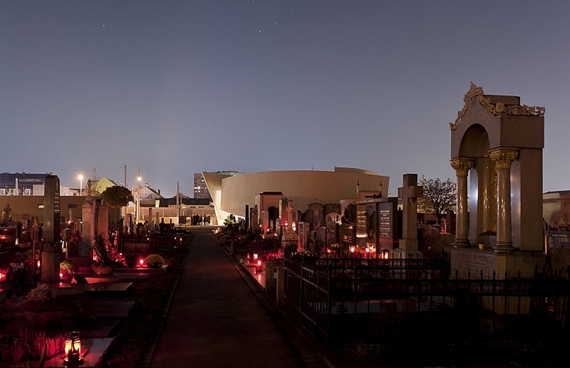Steinfeldfriedhof_Nacht_Ritter