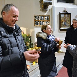 WGF Weihnachten 2018 mit Kommunionspendung  -   Franz Karner, Susanne Linhardt